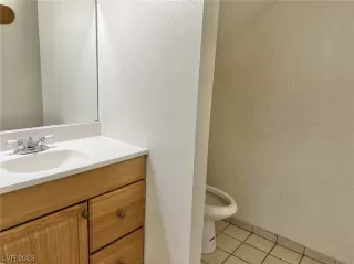 Photo #3: 2469011 Listing 