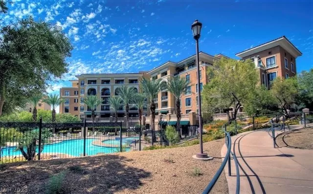 MLS: 2469019 Condo For Sale