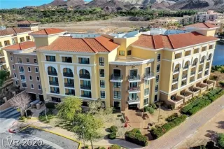 Photo #1: 2469019 Listing 