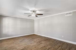 Photo #1: 2469054 Listing 