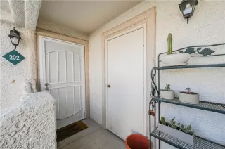 Photo #2: 2469060 Listing 