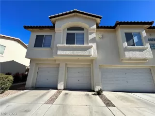 Photo #1: 2469162 Listing 