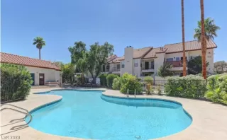 Photo #1: 2469172 Listing 