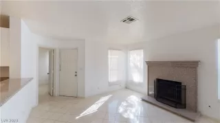 Photo #3: 2469172 Listing 