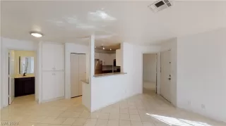 Photo #6: 2469172 Listing 