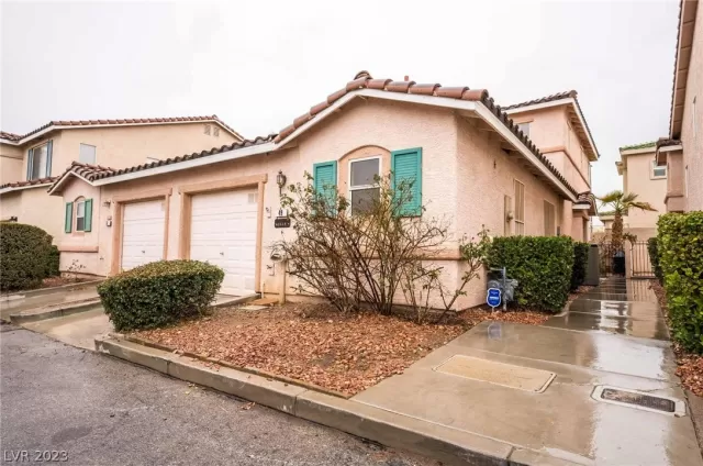 MLS: 2469182 Condo For Sale