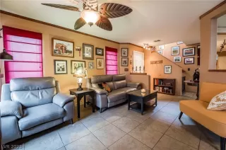 Photo #6: 2469182 Listing 