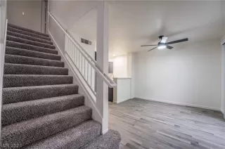 Photo #2: 2469220 Listing 