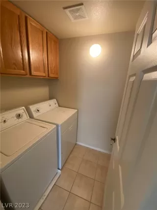 Photo #5: 2469226 Listing 