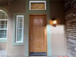 Photo #2: 2469274 Listing 