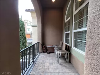 Photo #3: 2469274 Listing 