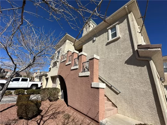 MLS: 2469279 Condo For Sale