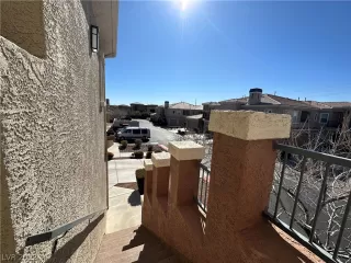 Photo #2: 2469279 Listing 