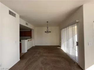 Photo #4: 2469279 Listing 