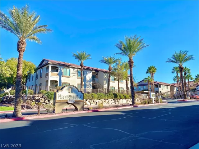 MLS: 2469284 Condo For Sale