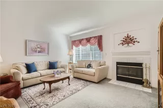 Photo #4: 2469332 Listing 