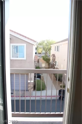 Photo #6: 2469353 Listing