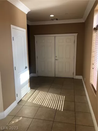 Photo #5: 2469386 Listing 