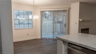 Photo #2: 2469429 Listing