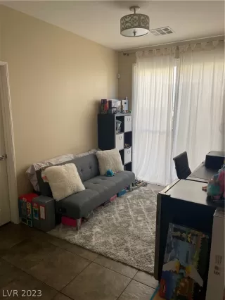 Photo #3: 2469471 Listing 