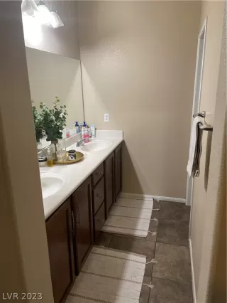 Photo #5: 2469471 Listing 