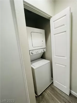 Photo #2: 2469515 Listing 