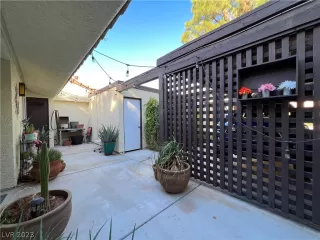 Photo #3: 2469520 Listing