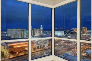 Photo #2: 2469522 Listing