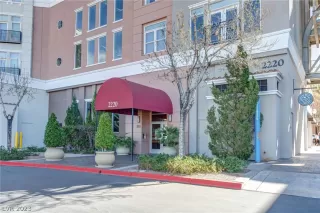 Photo #1: 2469528 Listing 