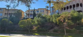 Photo #1: 2469591 Listing