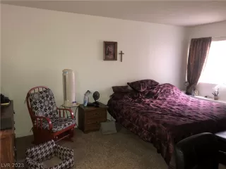 Photo #6: 2469614 Listing