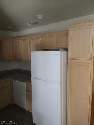 Photo #6: 2469690 Listing 