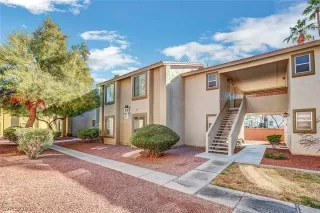 Photo #1: 2469719 Listing