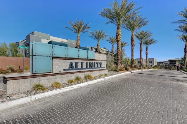 MLS: 2469723 Condo For Sale