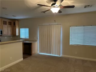 Photo #3: 2469741 Listing 