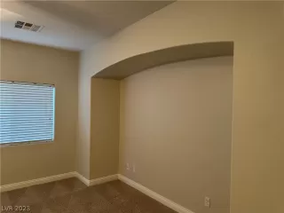 Photo #4: 2469741 Listing 