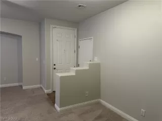 Photo #5: 2469741 Listing 