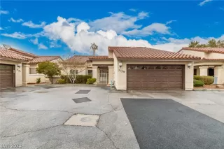 Photo #1: 2469762 Listing