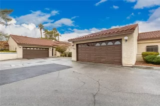 Photo #5: 2469762 Listing