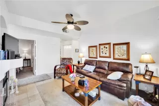 Photo #5: 2469768 Listing 