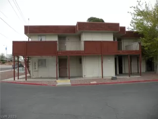 Photo #1: 2469771 Listing