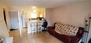 Photo #5: 2469771 Listing