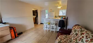 Photo #6: 2469771 Listing