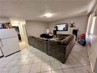 Photo #2: 2469809 Listing