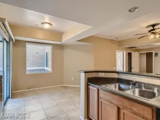 Photo #3: 2469817 Listing 