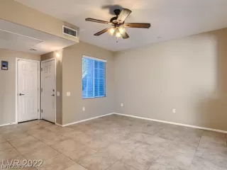 Photo #5: 2469817 Listing 