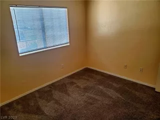 Photo #2: 2469819 Listing 