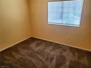 Photo #3: 2469819 Listing 