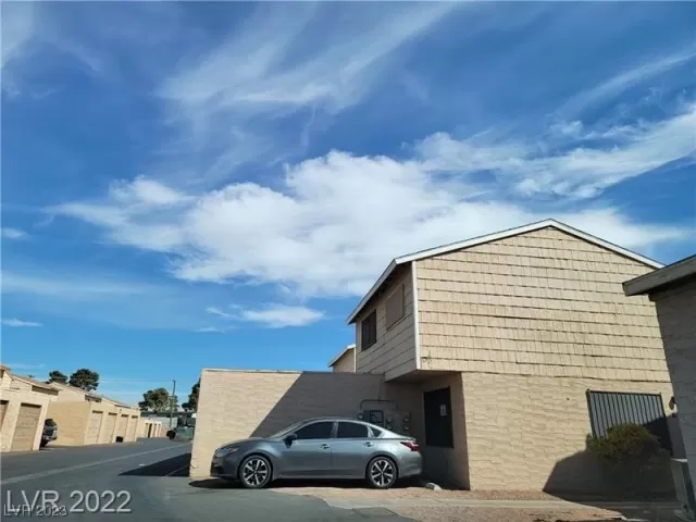 MLS: 2469826 Condo For Sale