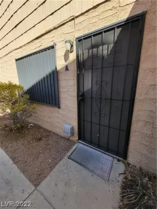 Photo #1: 2469826 Listing 